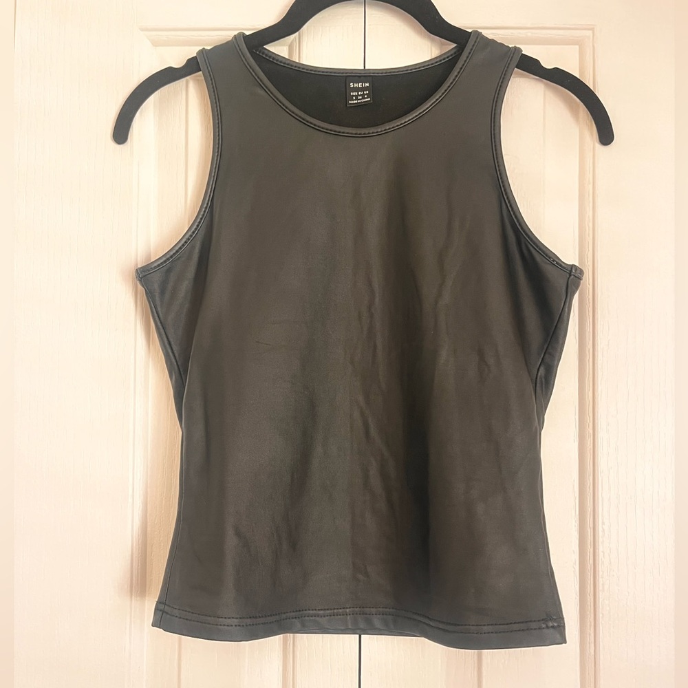SHEIN Charcoal Tank Top